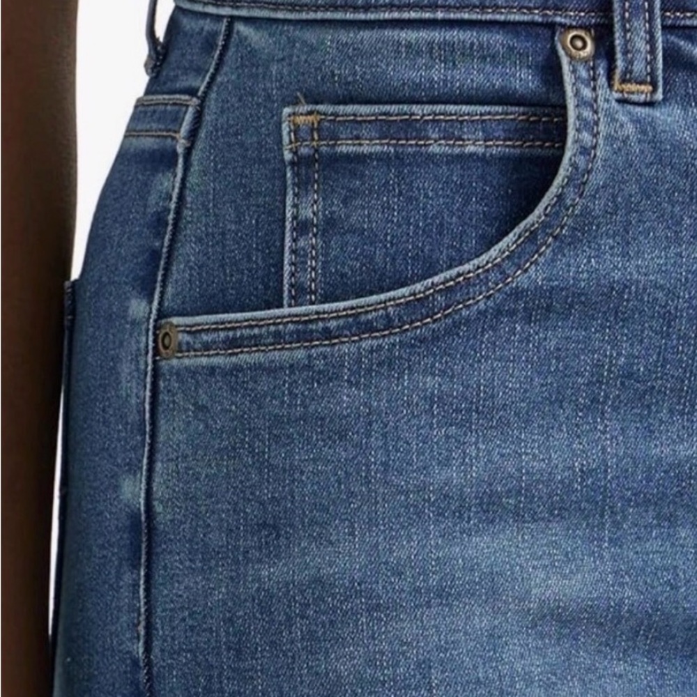 Lee Women's Skinny Jeans in Blue - Picture 4 of 11